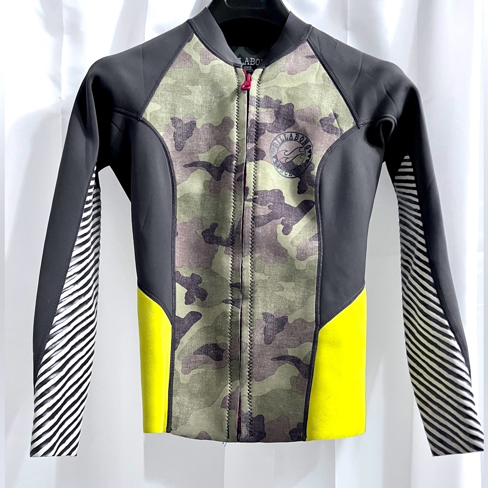 Billabong Peeky Jacket Women's Neoprene Jacket 2mm Front Zip Surf Capsule - Camo